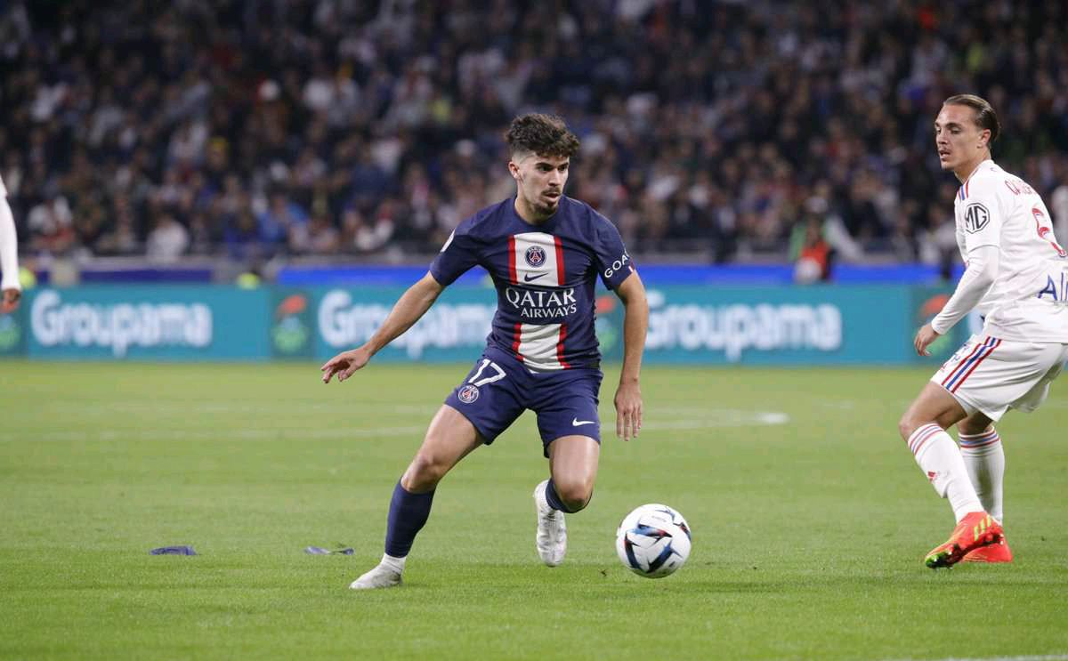 革新者与引 革新者与引